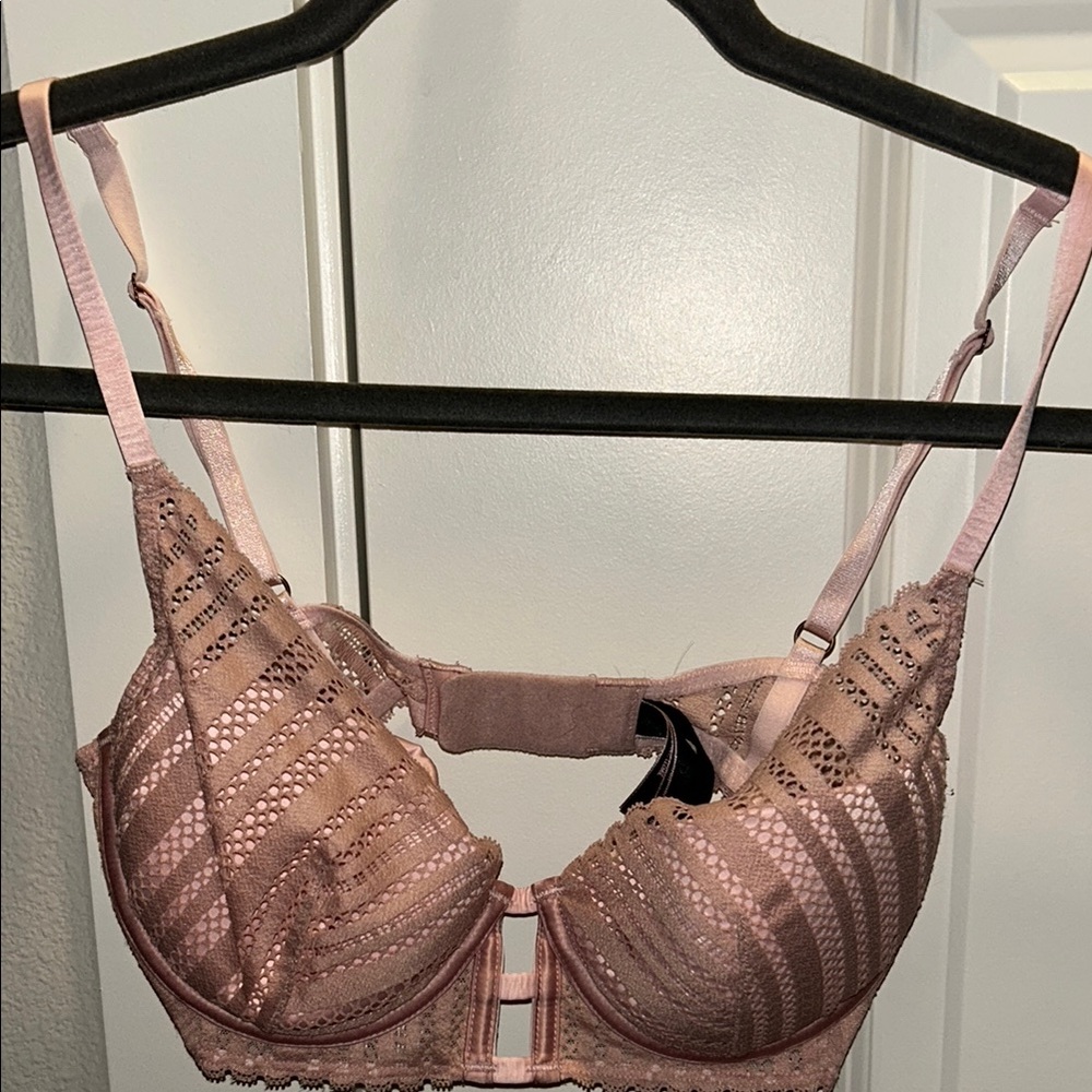 Victoria's Secret Pink Bra with Underwire and Adjustable Straps